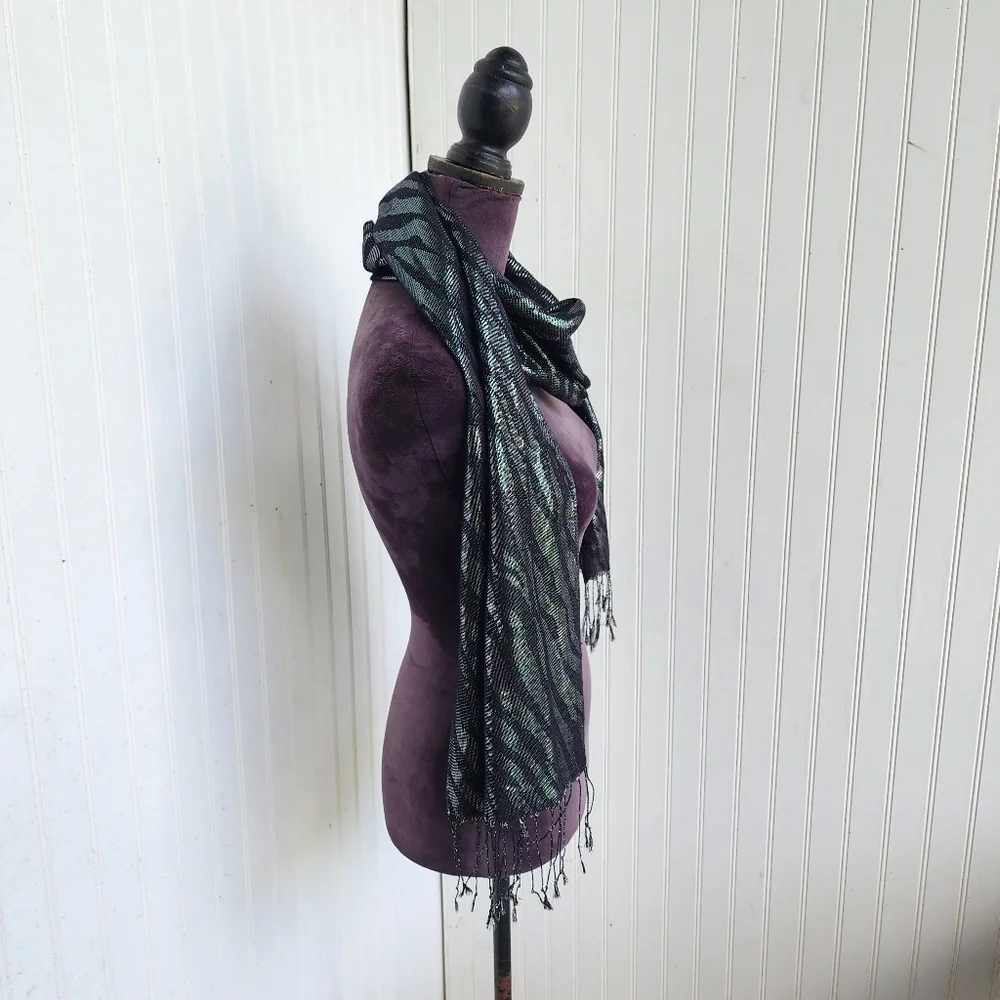 Women's Black & Silver Metallic Animal Print Scarf Shawl Fringe 78